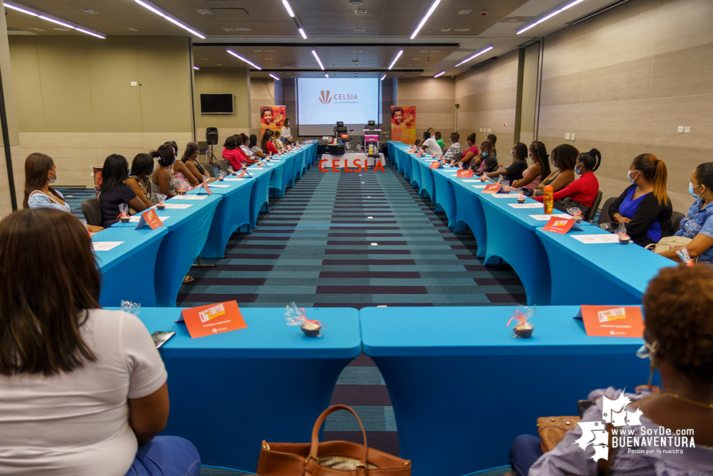 42 nuevos peluqueros, estilistas, barberos y manicuristas, preservarán el estilo afro en Buenaventura
