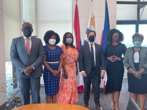 Representante afrocolombiano, es miembro del equipo coordinador del grupo parlamentario de América Latina y el Caribe, conformado en Montevideo, Uruguay 