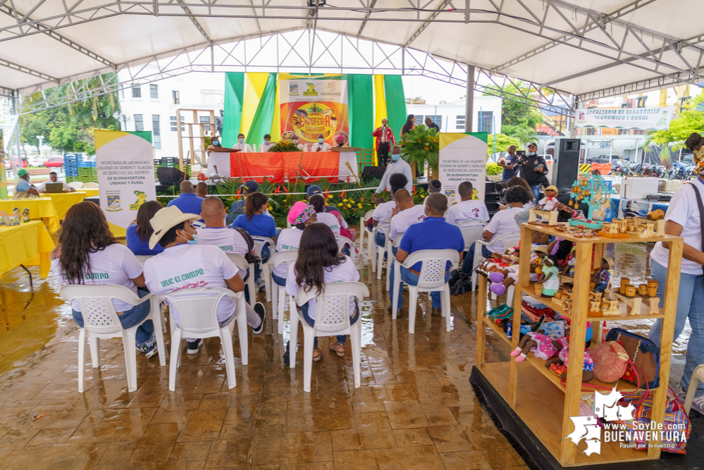 Avanza con éxito la XV Expoferia Campesina 2021 en Buenaventura