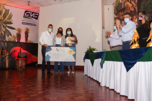 Las estatuillas del Halcón de Oro 2021 se quedaron en las manos de las comunidades organizadas