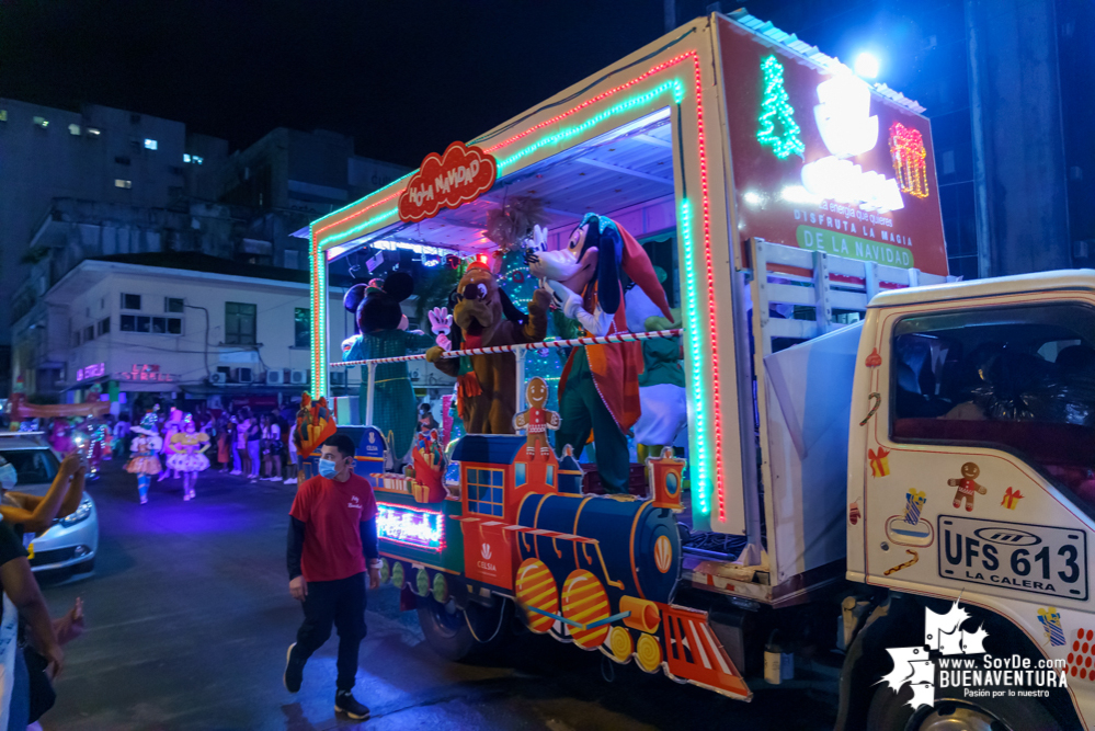 Con el apoyo de la Administración Distrital de Buenaventura, Celsia realizó el desfile mágico de la buena energía en Navidad