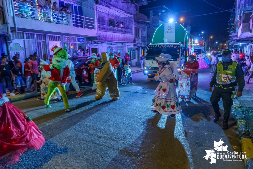 Con el apoyo de la Administración Distrital de Buenaventura, Celsia realizó el desfile mágico de la buena energía en Navidad