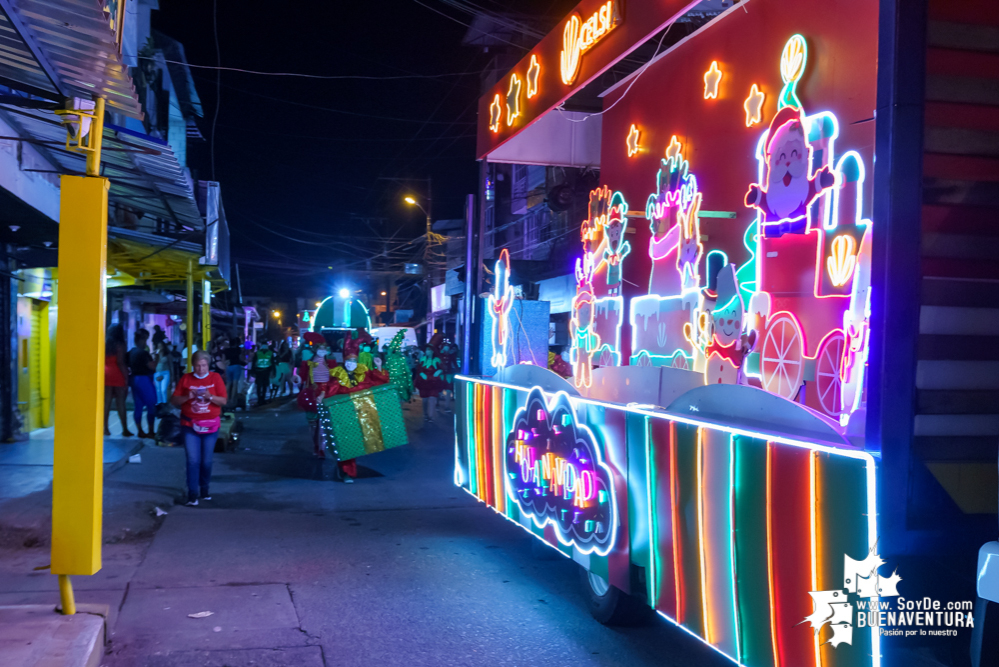 Con el apoyo de la Administración Distrital de Buenaventura, Celsia realizó el desfile mágico de la buena energía en Navidad
