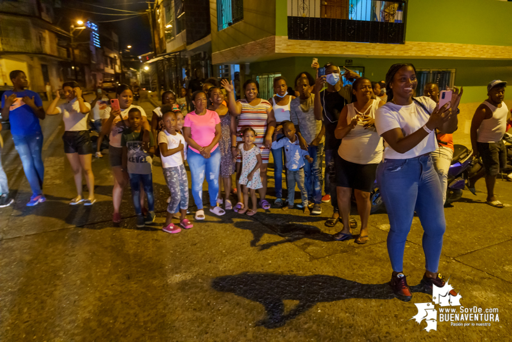 Con el apoyo de la Administración Distrital de Buenaventura, Celsia realizó el desfile mágico de la buena energía en Navidad
