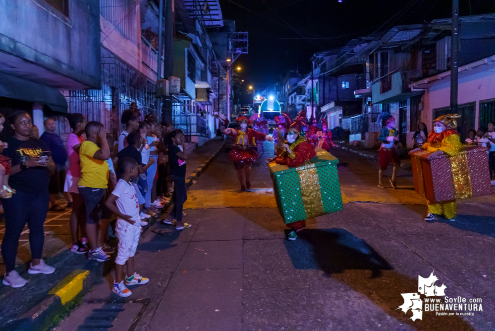 Con el apoyo de la Administración Distrital de Buenaventura, Celsia realizó el desfile mágico de la buena energía en Navidad
