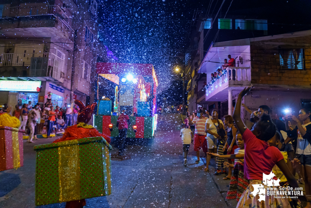 Con el apoyo de la Administración Distrital de Buenaventura, Celsia realizó el desfile mágico de la buena energía en Navidad