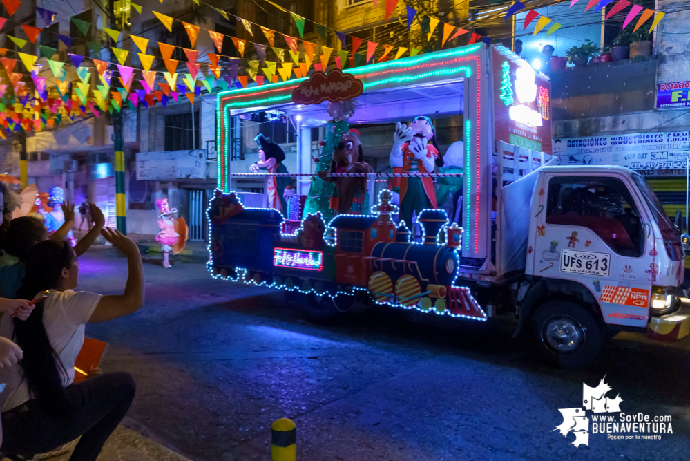 Con el apoyo de la Administración Distrital de Buenaventura, Celsia realizó el desfile mágico de la buena energía en Navidad