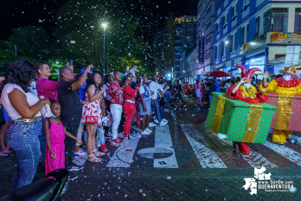 Con el apoyo de la Administración Distrital de Buenaventura, Celsia realizó el desfile mágico de la buena energía en Navidad