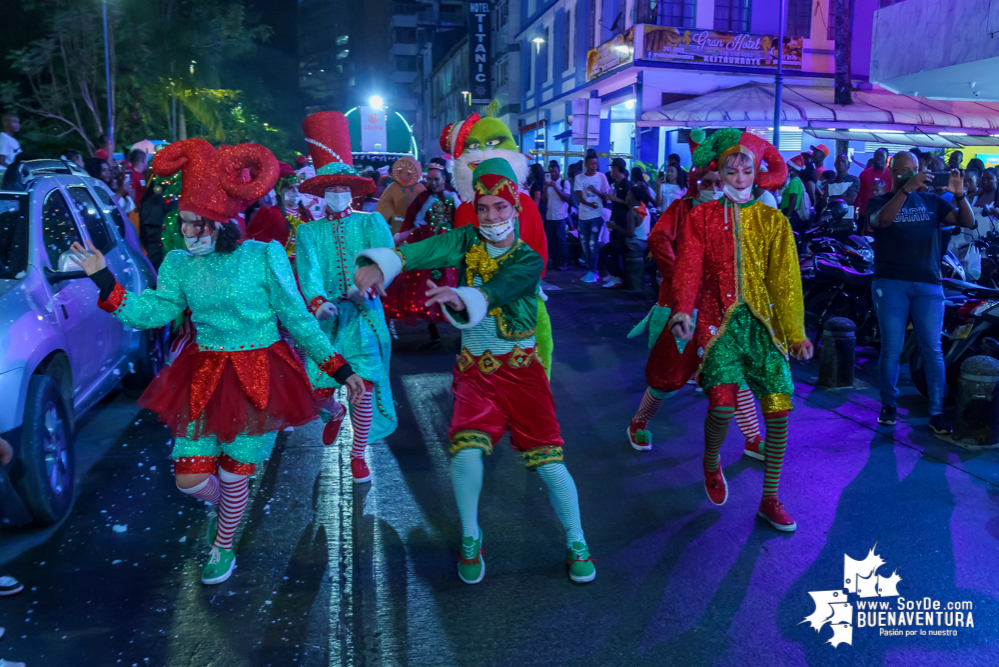 Con el apoyo de la Administración Distrital de Buenaventura, Celsia realizó el desfile mágico de la buena energía en Navidad