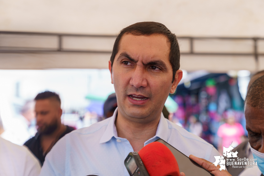 El precandidato a la Presidencia de la República por el Partido Conservador, David Barguil estuvo en Buenaventura