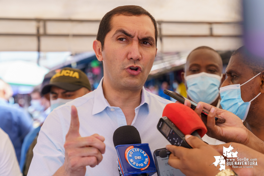 El precandidato a la Presidencia de la República por el Partido Conservador, David Barguil estuvo en Buenaventura