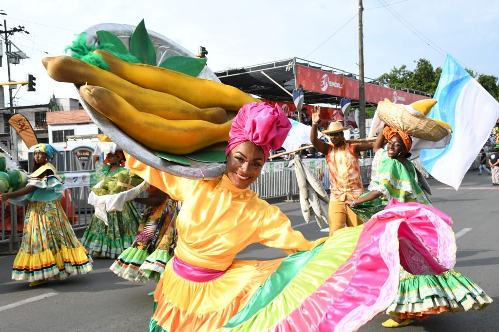 Más de 3 mil vallecaucanos disfrutaron de ‘La Fiesta de Mi Pueblo’, homenaje a los 42 municipios del Valle