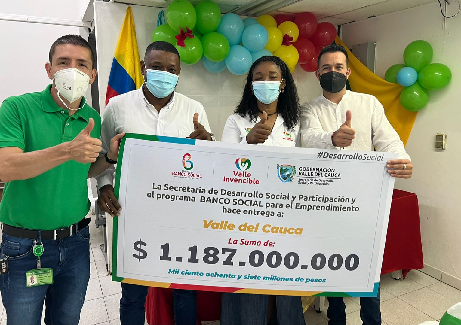 En jornadas descentralizadas avanza la entrega de 346 microcréditos del Banco Social del Valle