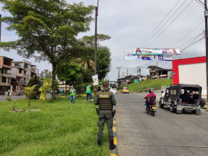 Publicidad política exterior instalada sin autorización es retirada por la Dirección Técnica Ambiental de l Alcaldía Distrital de Buenaventura
