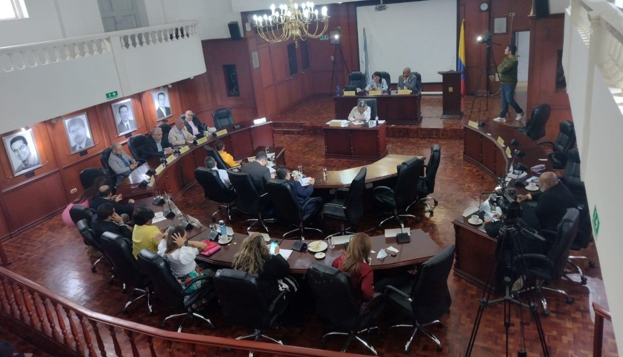 Con iniciativas para continuar el crecimiento económico y social del Valle, se dio inicio a las sesiones extraordinarias de la Asamblea