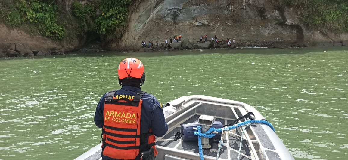 La Armada de Colombia rescató 25 personas víctimas de hurto en el mar en Buenaventura