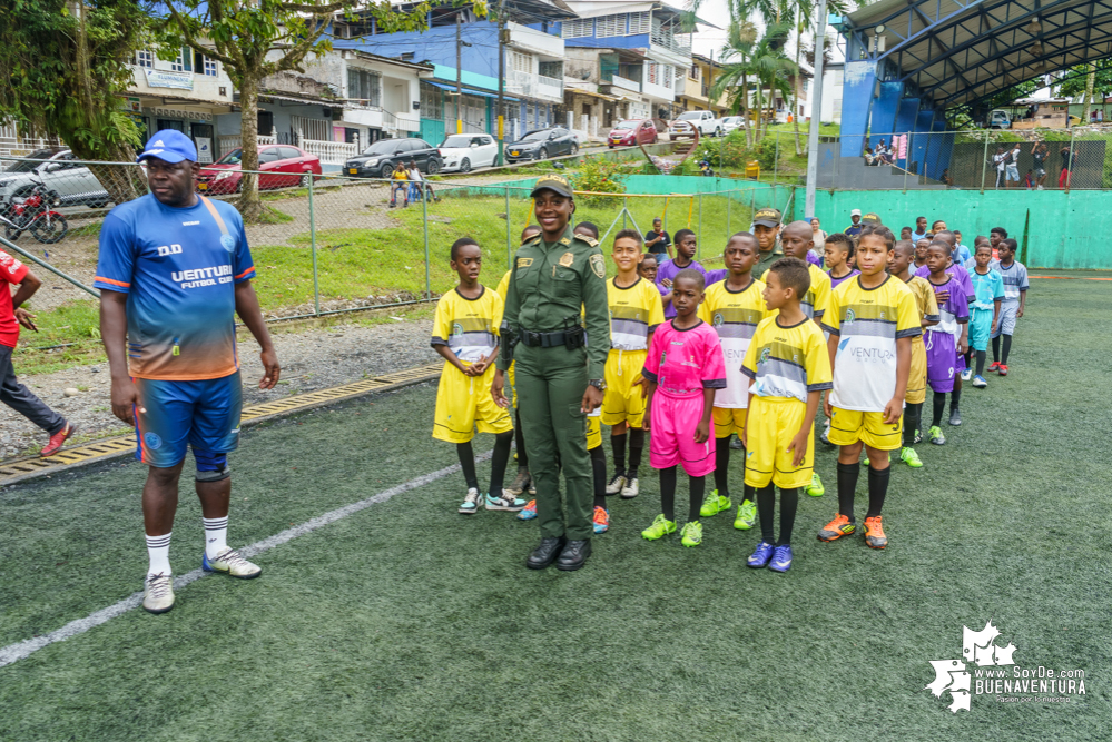 Avanza con éxito el torneo de fútbol Copa Sin Fronteras, auspiciado por la Policía, la Diócesis de Buenaventura y la Fundación Étikaverde para menores de 10 años