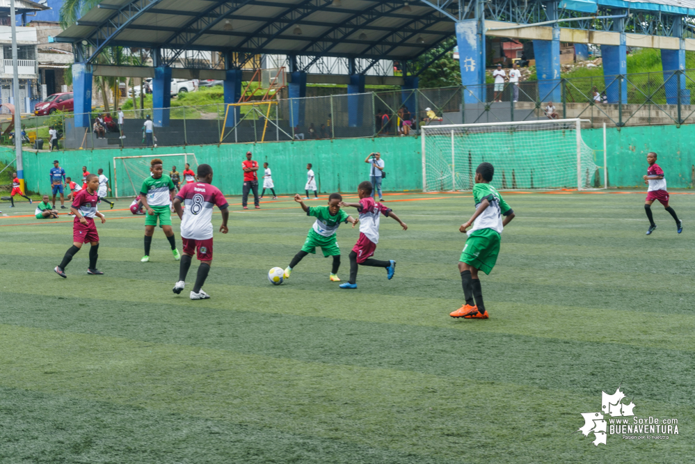 Avanza con éxito el torneo de fútbol Copa Sin Fronteras, auspiciado por la Policía, la Diócesis de Buenaventura y la Fundación Étikaverde para menores de 10 años
