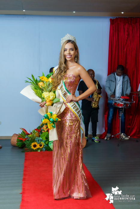 Se realizó la imposición de la banda a la Srta. Buenaventura, Luisa Fernanda Lozano González, quien representará al Distrito Especial en el Concurso Nacional de Belleza
