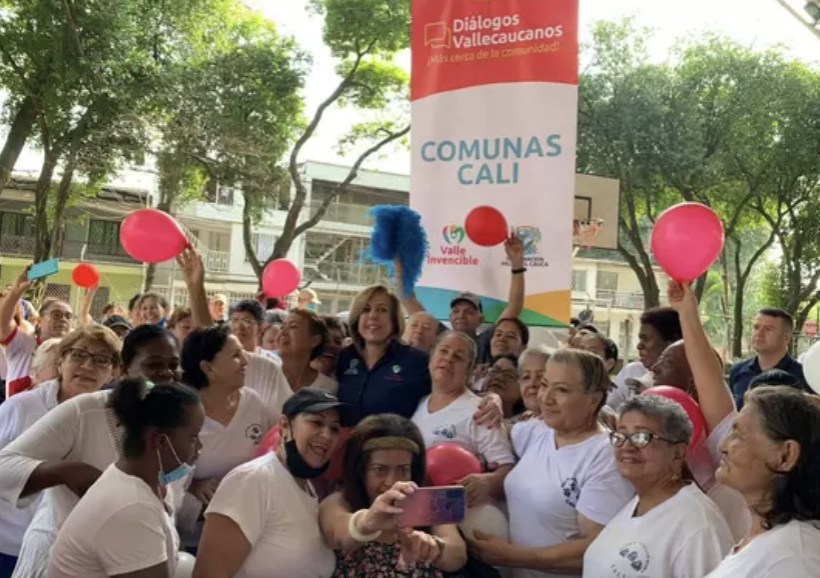 “Desde que ustedes empezaron con los grupos de la tercera edad, han logrado que yo esté completamente sana”