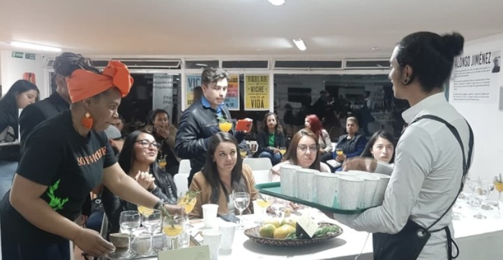 Con sabor a viche se llevó a cabo el Taller de Coctelería Ancestral en la Casa del Valle en Bogotá 