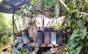 Fueron destruidos dos semisumergibles y diez laboratorios para el procesamiento de cocaína en Nariño y Cauca