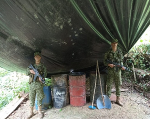 Fueron destruidos dos semisumergibles y diez laboratorios para el procesamiento de cocaína en Nariño y Cauca