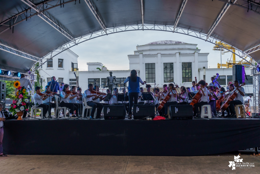 Niños, niñas y jóvenes de Buenaventura demostraron sus aptitudes musicales en el Estallido Cultural por la Paz y por la Vida