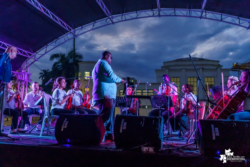 Niños, niñas y jóvenes de Buenaventura demostraron sus aptitudes musicales en el Estallido Cultural por la Paz y por la Vida