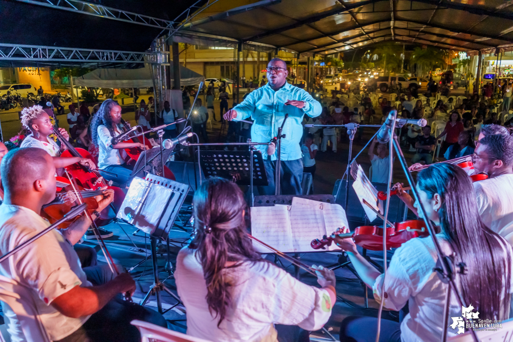 Niños, niñas y jóvenes de Buenaventura demostraron sus aptitudes musicales en el Estallido Cultural por la Paz y por la Vida