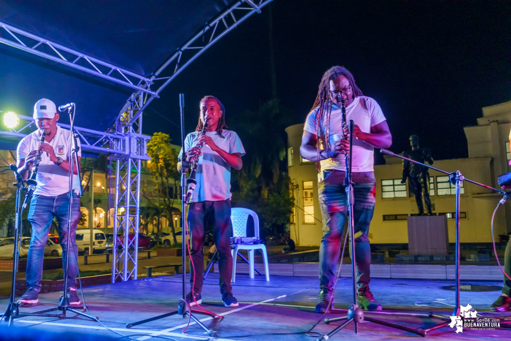 Niños, niñas y jóvenes de Buenaventura demostraron sus aptitudes musicales en el Estallido Cultural por la Paz y por la Vida