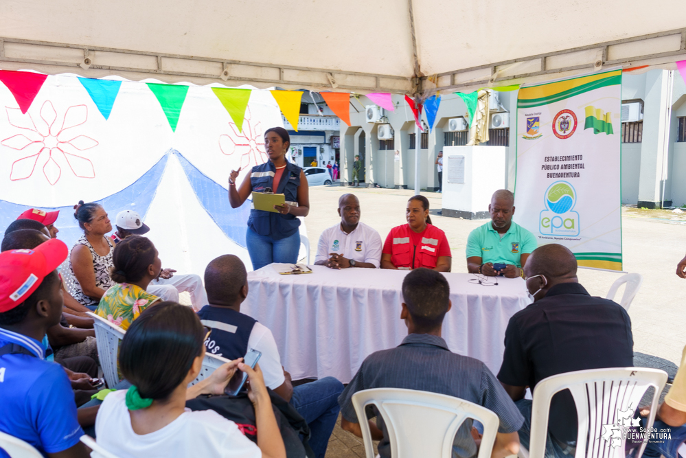 Recicladores de Buenaventura recibieron triciclos recolectores para facilitar su labor