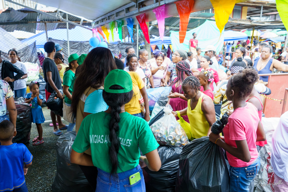 Más de 10 toneladas de residuos aprovechables fueron recuperados por el EPA Buenaventura en el barrio Juan XXIII durante el BioTrueque