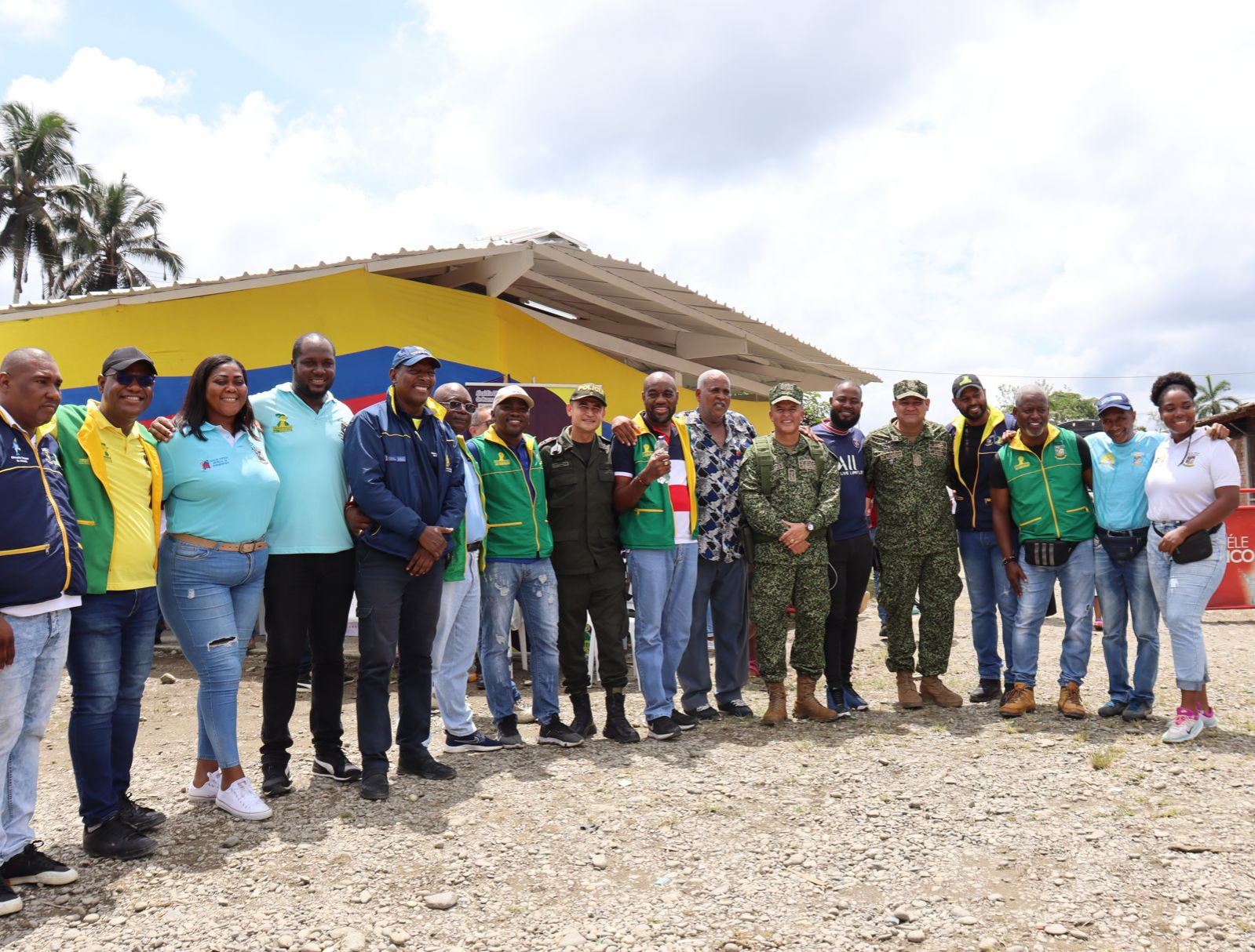 La Armada de Colombia impulsó campaña para apoyar en el renacer del Bajo Calima en Buenaventura 