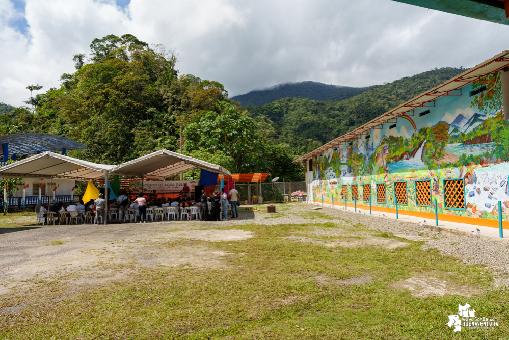 Pacífico de Agua Dulce: primera obra mural artística en zona rural de Buenaventura