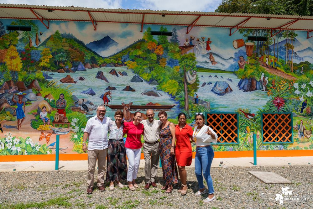 Pacífico de Agua Dulce: primera obra mural artística en zona rural de Buenaventura