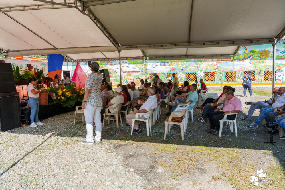Pacífico de Agua Dulce: primera obra mural artística en zona rural de Buenaventura