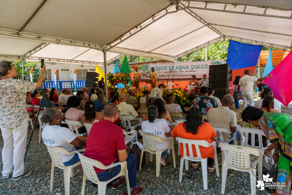 Pacífico de Agua Dulce: primera obra mural artística en zona rural de Buenaventura