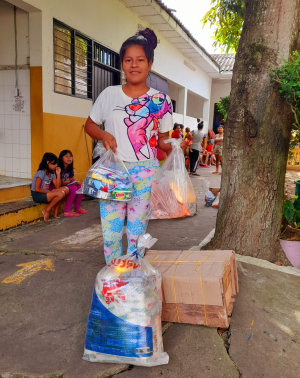 La Gobernación del Valle entregó 156 mercados a víctimas del conflicto armado del Bajo Calima en Buenaventura