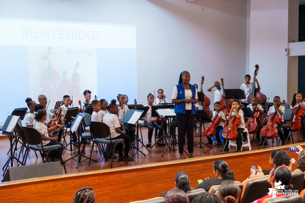 El Centro Musical Sinfónico Lleras de Batuta realizó el concierto “Buenaventura Suena Bonito”