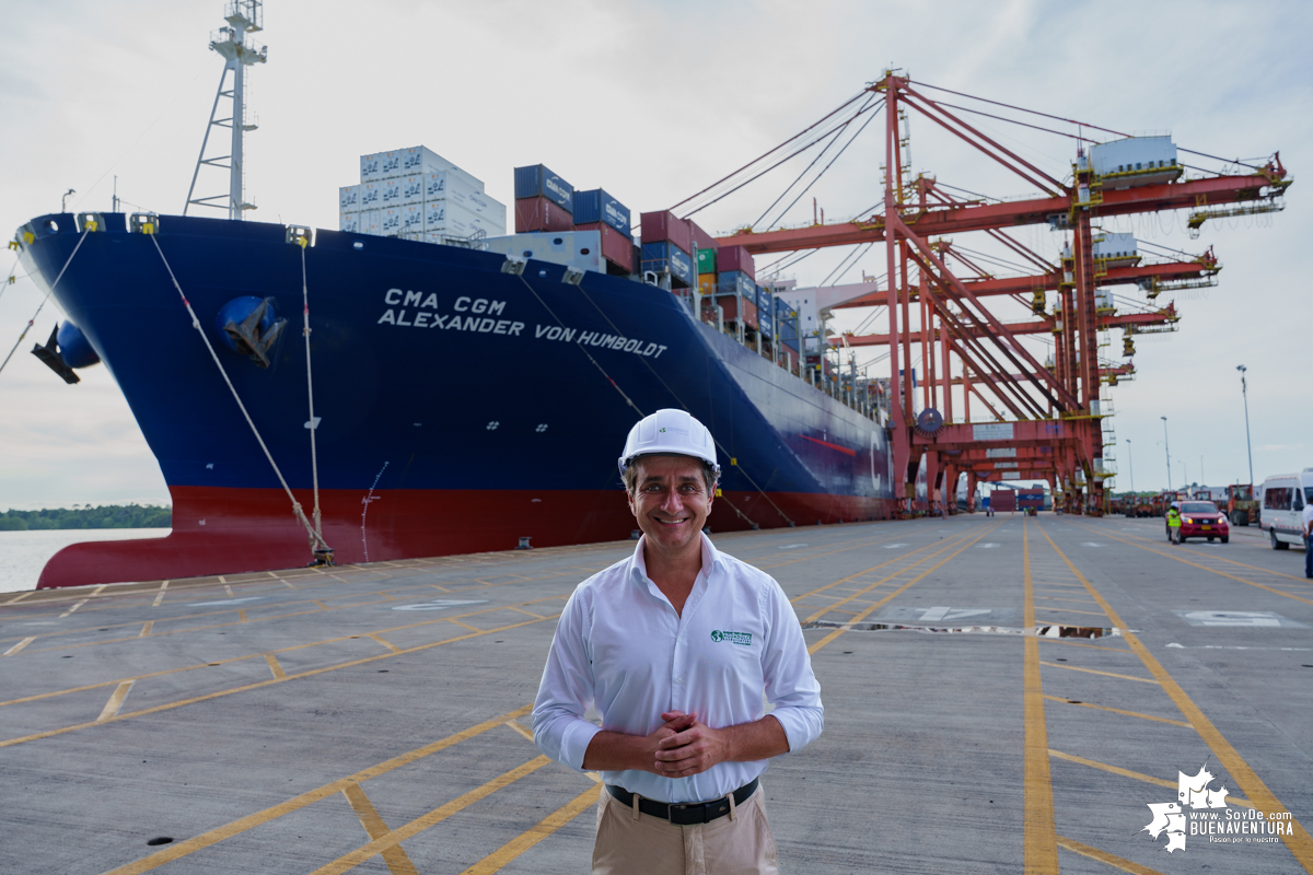 El Puerto Aguadulce recibió el buque más grande en llegar a Sudamérica