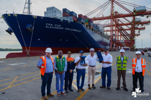 El Puerto Aguadulce recibió el buque más grande en llegar a Sudamérica