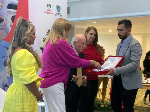 Por sus méritos que enaltecen al departamento, 21 vallecaucanos fueron exaltados por la Gobernación