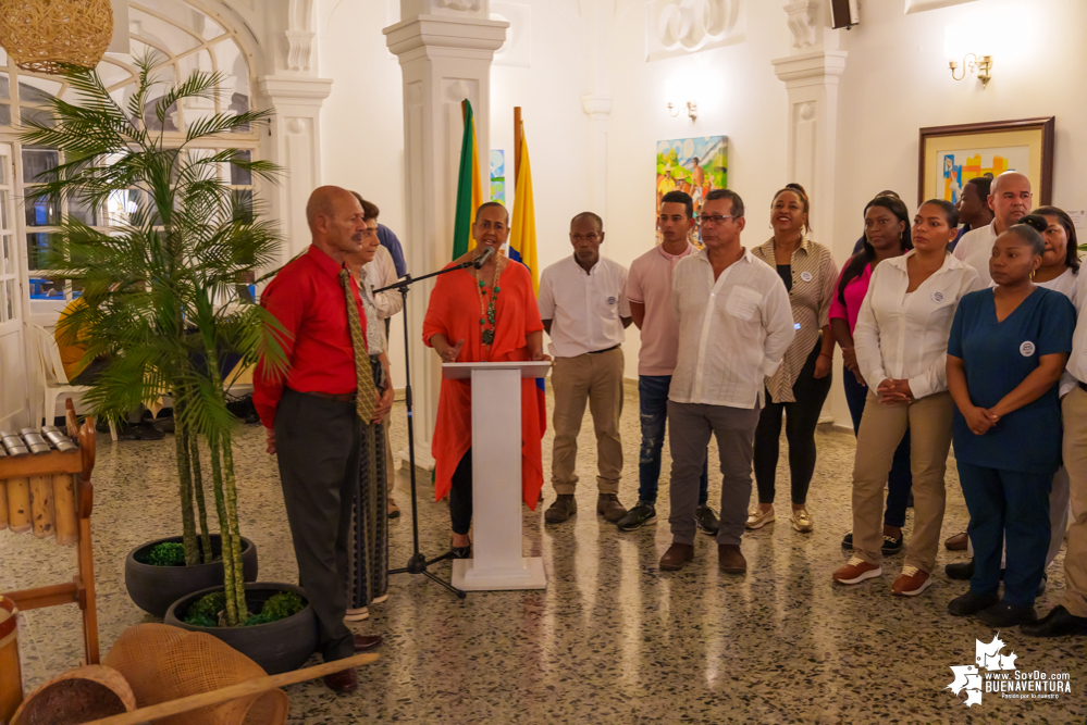 Acuarelistas de San Cipriano y el Hotel Estación dieron apertura la exposición Destino y Arte en el Pacífico