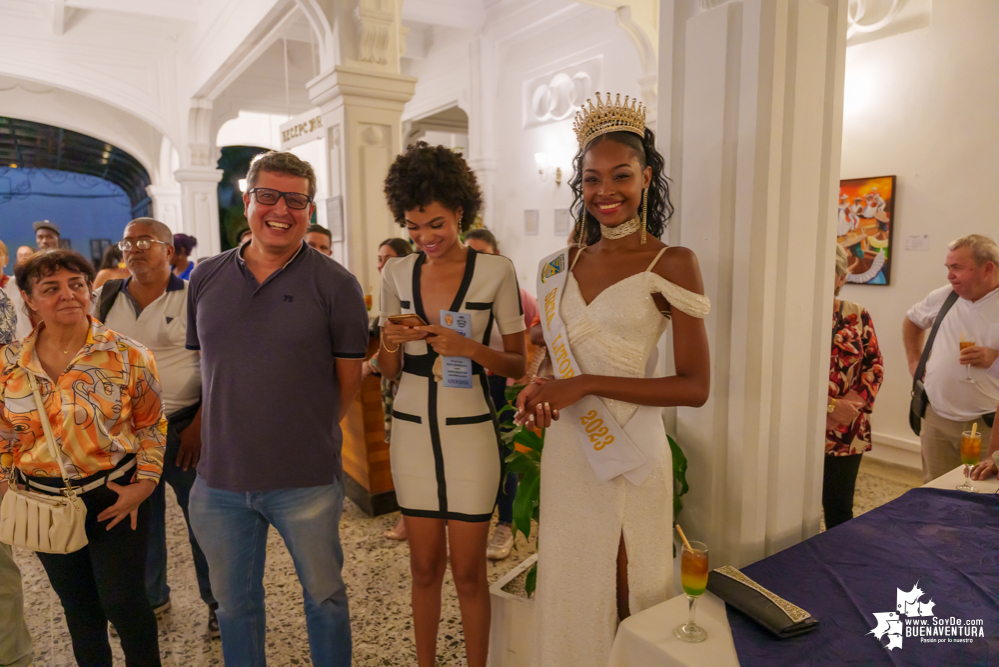 Acuarelistas de San Cipriano y el Hotel Estación dieron apertura la exposición Destino y Arte en el Pacífico
