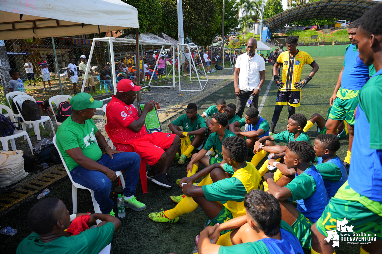 Algo más de 400 personas, asistieron al partido de fútbol internacional Sub-20 entre Buenaventura Vs. Puerto Cabello