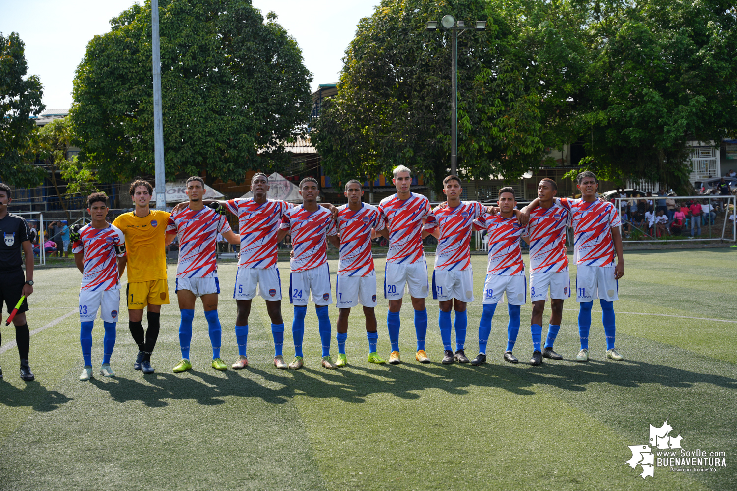 Algo más de 400 personas, asistieron al partido de fútbol internacional Sub-20 entre Buenaventura Vs. Puerto Cabello