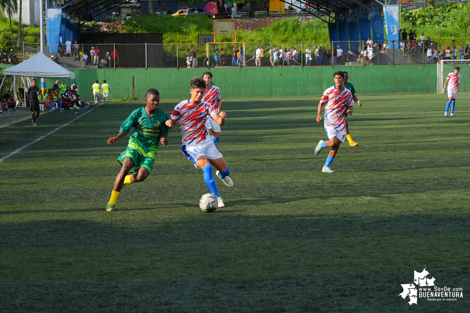 Algo más de 400 personas, asistieron al partido de fútbol internacional Sub-20 entre Buenaventura Vs. Puerto Cabello