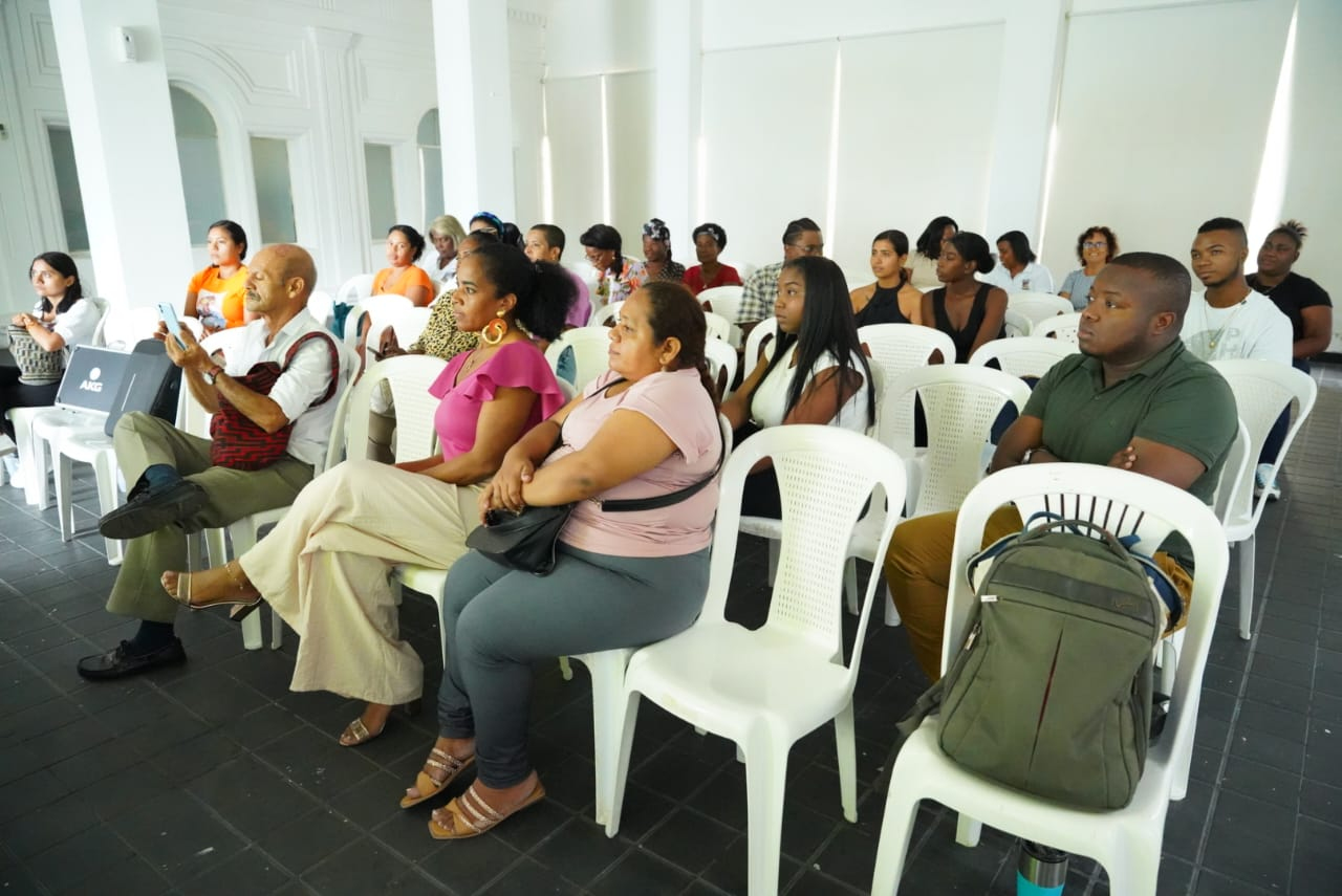 El Ministerio de Cultura socializó en Buenaventura el portafolio del Programa Nacional de Estímulos