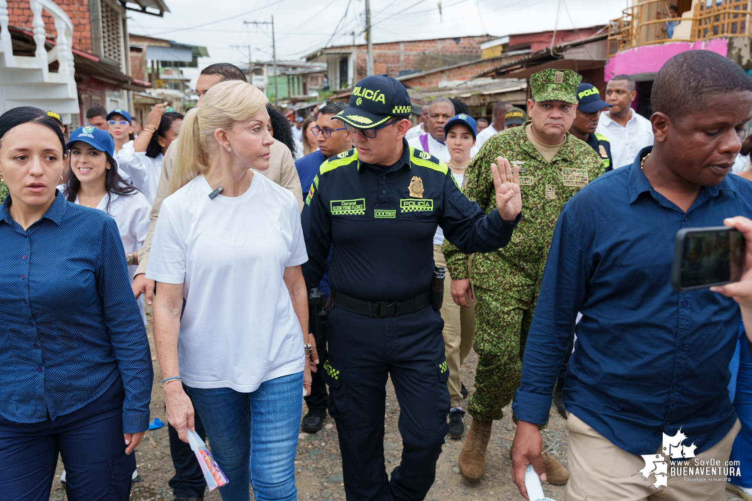 Comunidad del barrio San Francisco en Buenaventura fueron favorecidas con oferta institucional